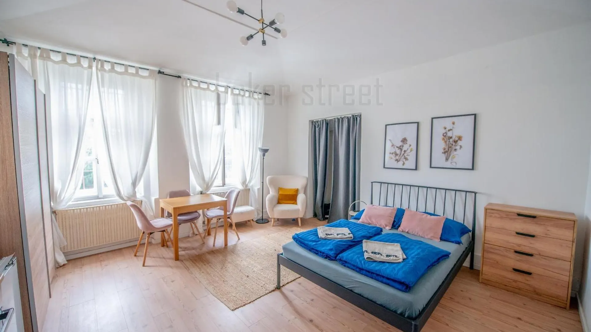 Cozy Apartment Close To Palmovka contacts